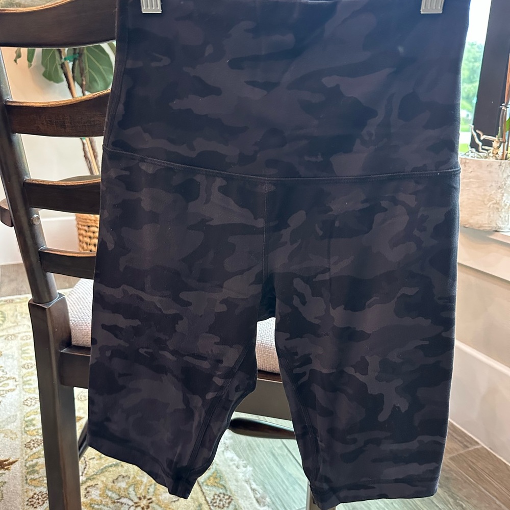 Lululemon Black Camo Align Super High Rise Short